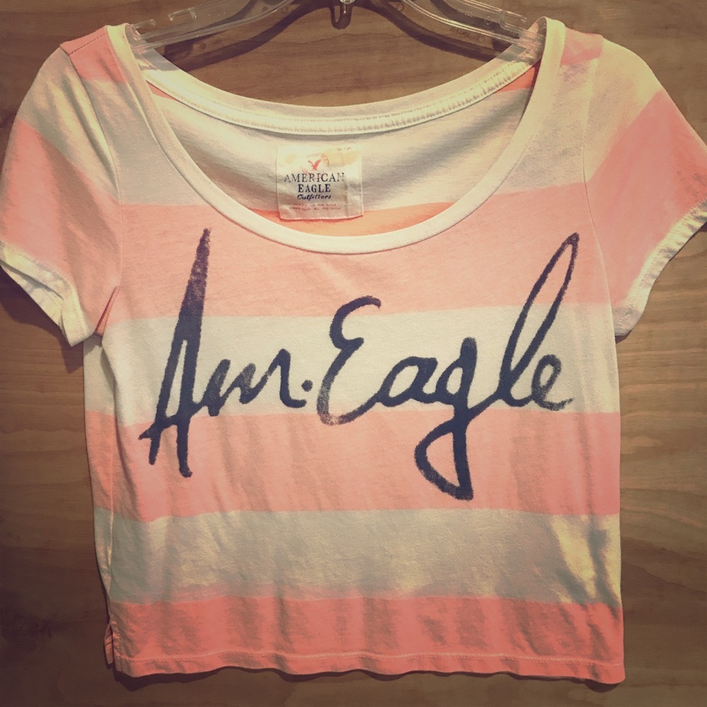 American Eagle crop top